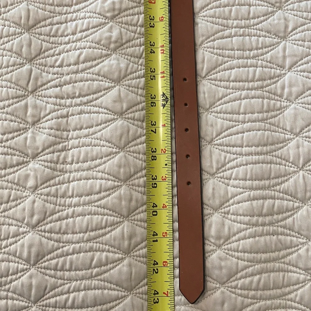 Coach Belt Handcrafted in Italy of Vegetable Tanned Leather and solid brass - Picture 10 of 10